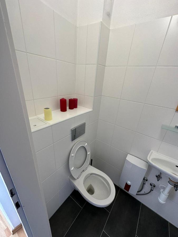 Central Plaza Mini Apartment 1 Bruck-Leitha Dış mekan fotoğraf